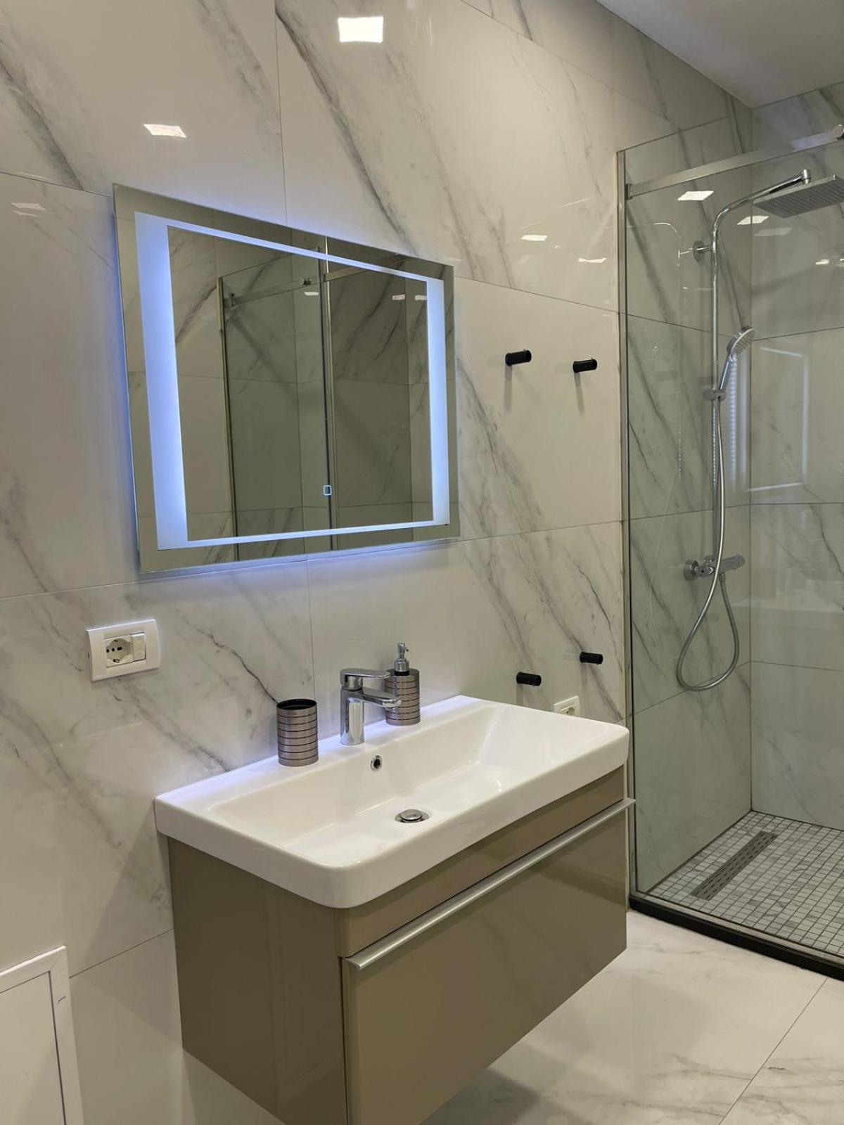 Jur Apartment Дуррес Экстерьер фото